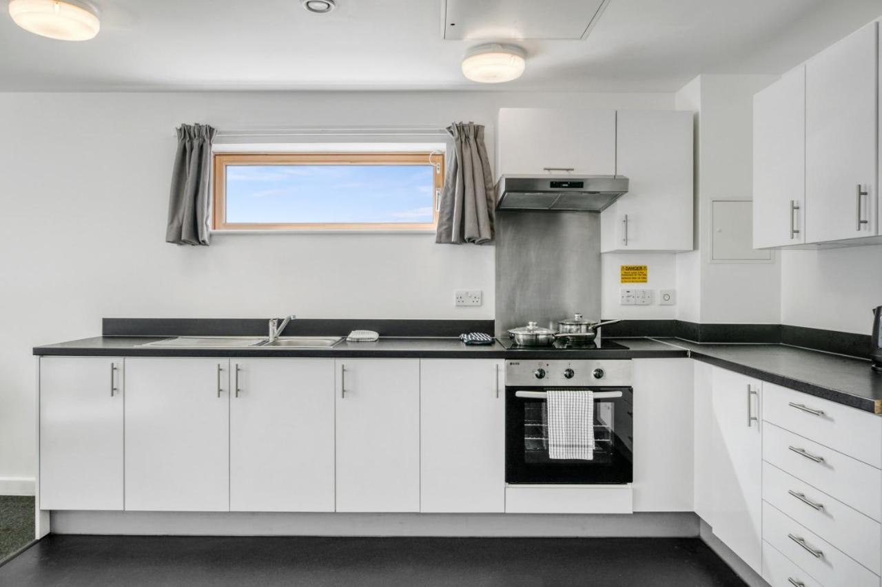 Central Single Room With Shared Kitchen In Luton Luton  Buitenkant foto